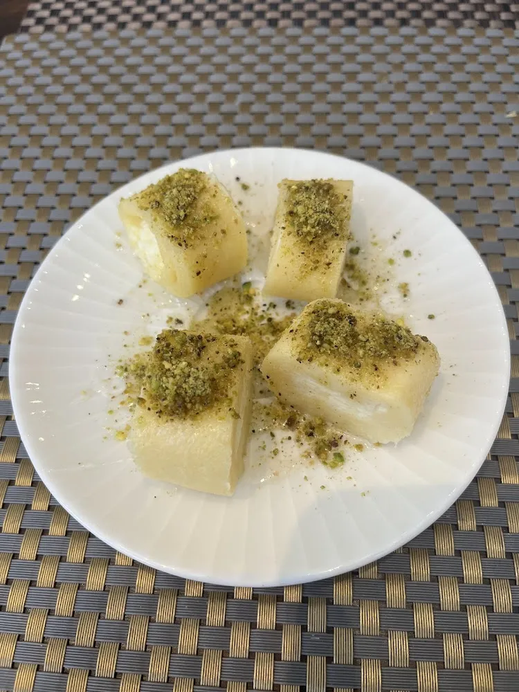 Halawé B Jebné